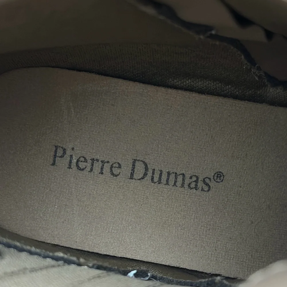 Pierre Dumas women peirre